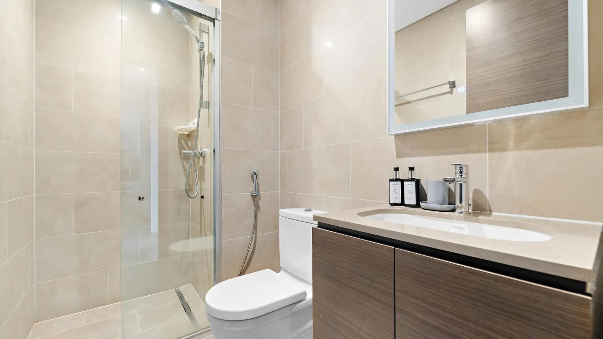 Apartment Perfect 1 Bedroom For Family Stay - Close To Downtown Dubai United Arab Emirates