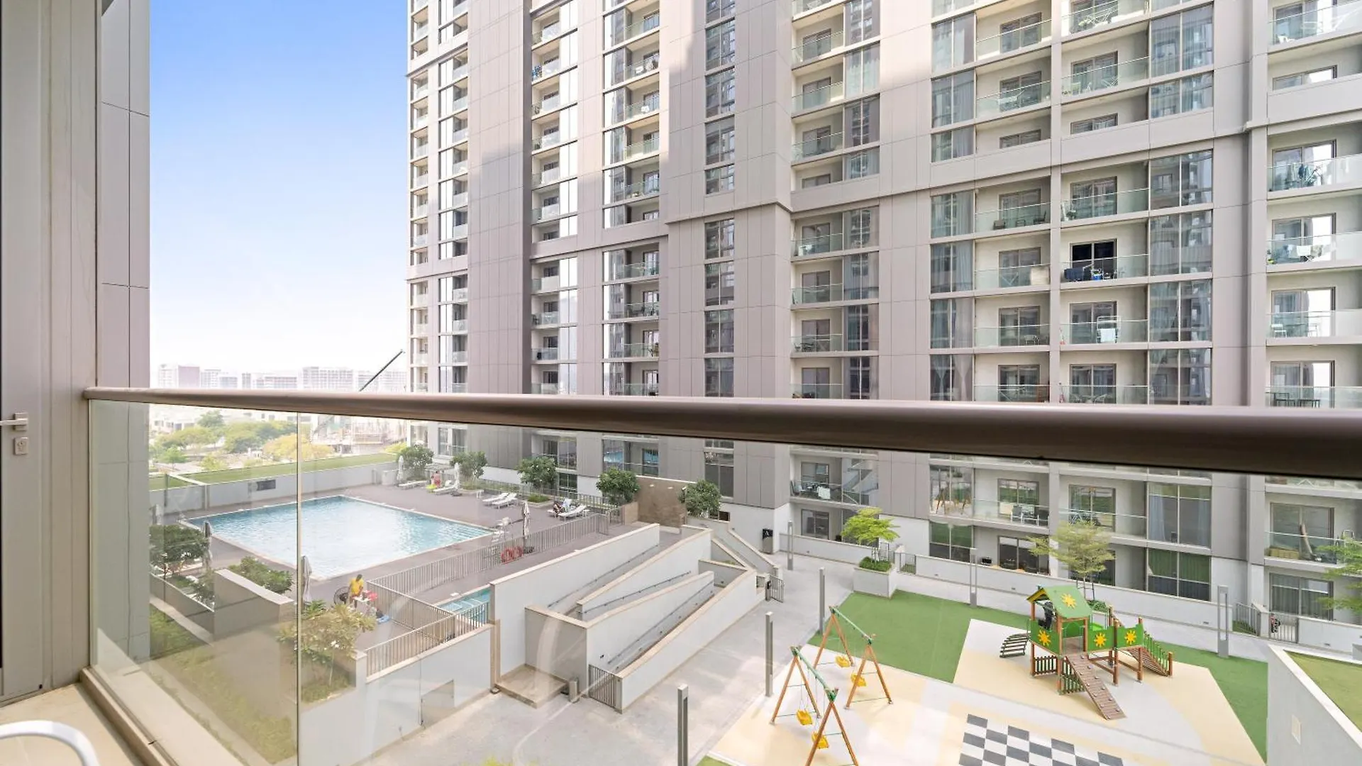 Perfect 1 Bedroom For Family Stay - Close To Downtown Dubai